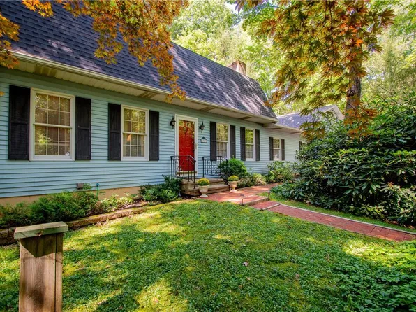 1557 Seneca Trl, Effort, PA 18330