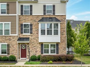 733 Truth Ln, Cranberry Township, PA 16066
