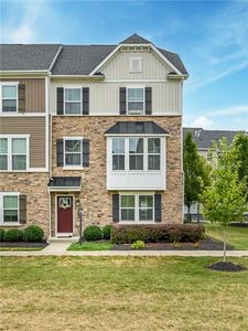 733 Truth Ln, Cranberry Township, PA, 16066