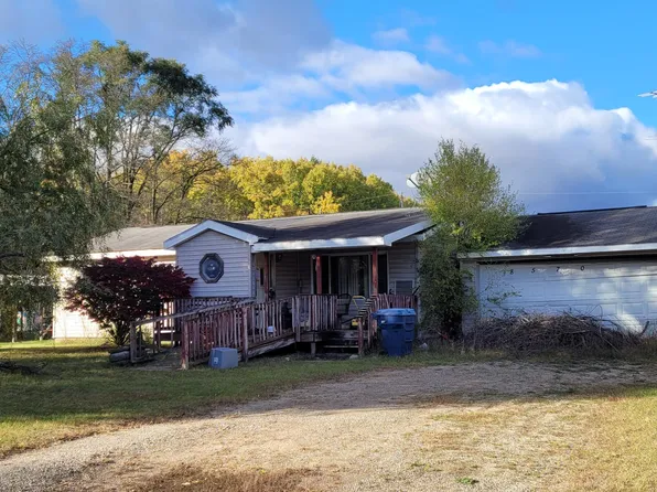 8570 E Hawley Rd, Hesperia, MI 49421