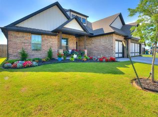 11613 Beckham Dr, Yukon, OK 73099