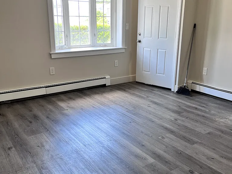 8 Clapp Ave #8 — Photo 7