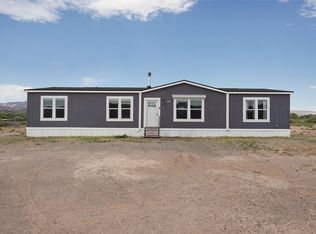 11 Unicorn Ln, Abiquiu, NM 87510