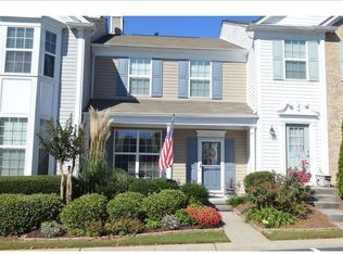 1006 Prestwyck Ct, Alpharetta, GA 30004
