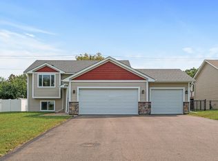 926 2nd St, Saint Paul Park, MN 55071