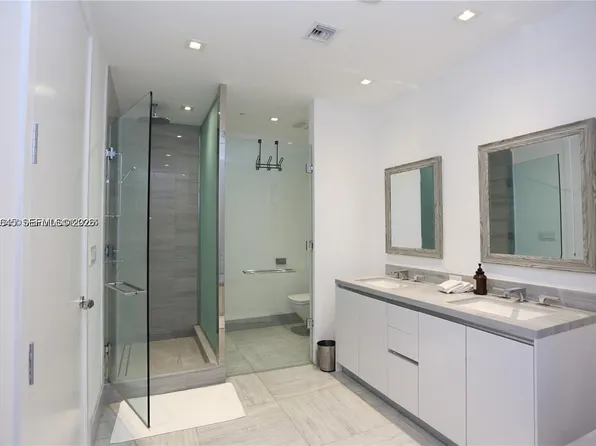 16901 Collins Ave APT 904, Sunny Isles Beach, FL 33160