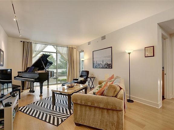 4th image of 210 Lee Barton Dr Unit 306
