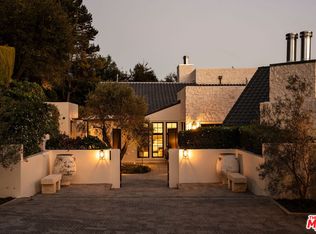 851 Strada Vecchia Rd, Los Angeles, CA 90077