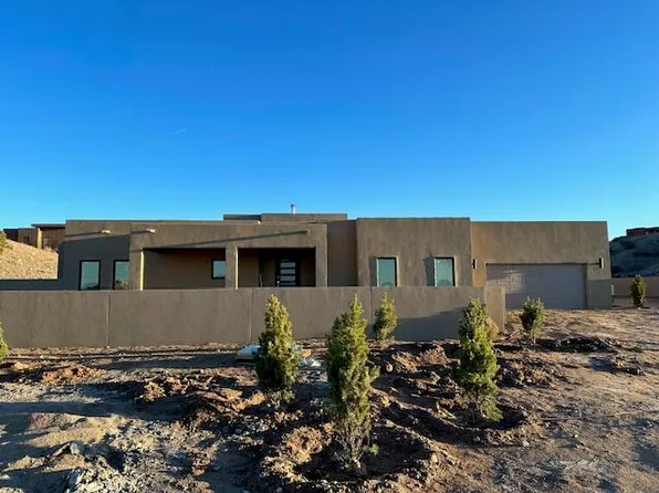 5 Petroglyph Trl, Placitas, NM 87043