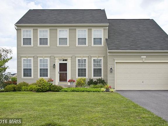 2nd image of 101 Glasgow Ct