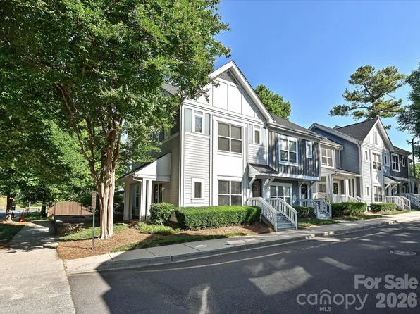2256 Vision Dr, Charlotte, NC 28203