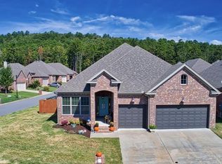2 Landry Ln, Little Rock, AR 72223