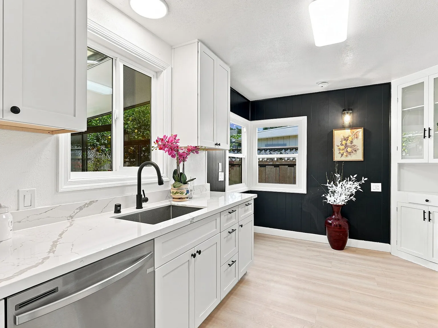 2 bed, 1285 sqft, $3,250 — Photo 3
