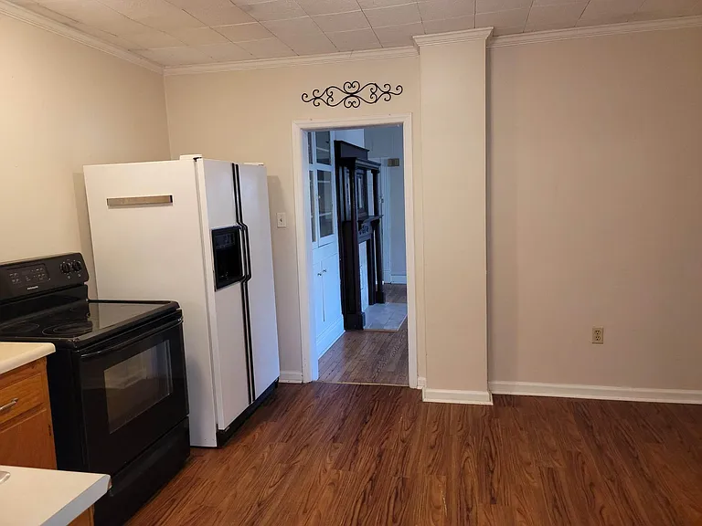 41 Westwood Pl #1 — Photo 2