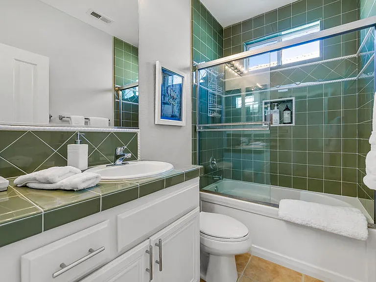 67361 N Laguna Dr — Photo 49