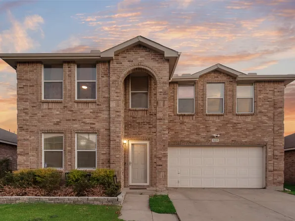 1620 Rialto Way, Justin, TX 76247