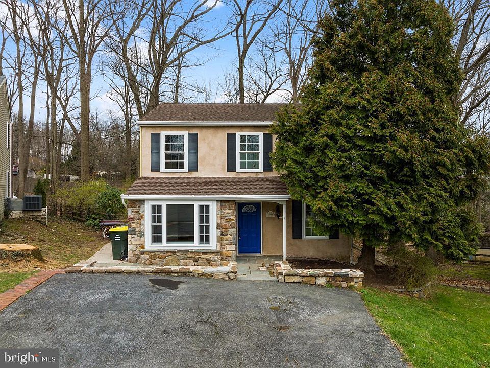 1st image of 1666 Hemlock Cir