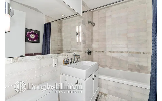 Rented by Douglas Elliman | media 4