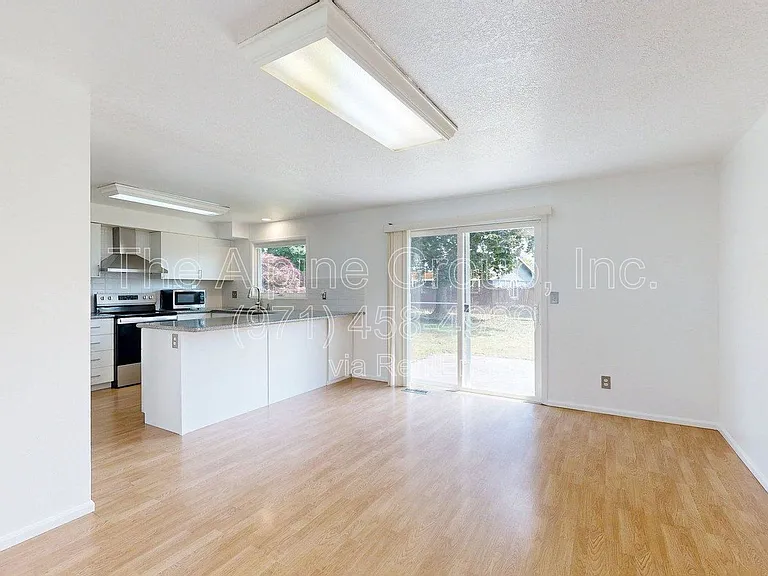 2314 SE 53rd Ave — Photo 20