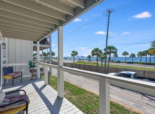 200 Pensacola Beach Rd APT D2, Gulf Breeze, FL 32561