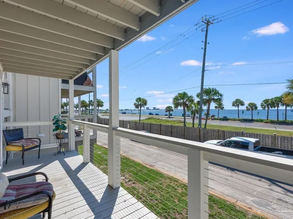 200 Pensacola Beach Rd APT D2, Gulf Breeze, FL 32561