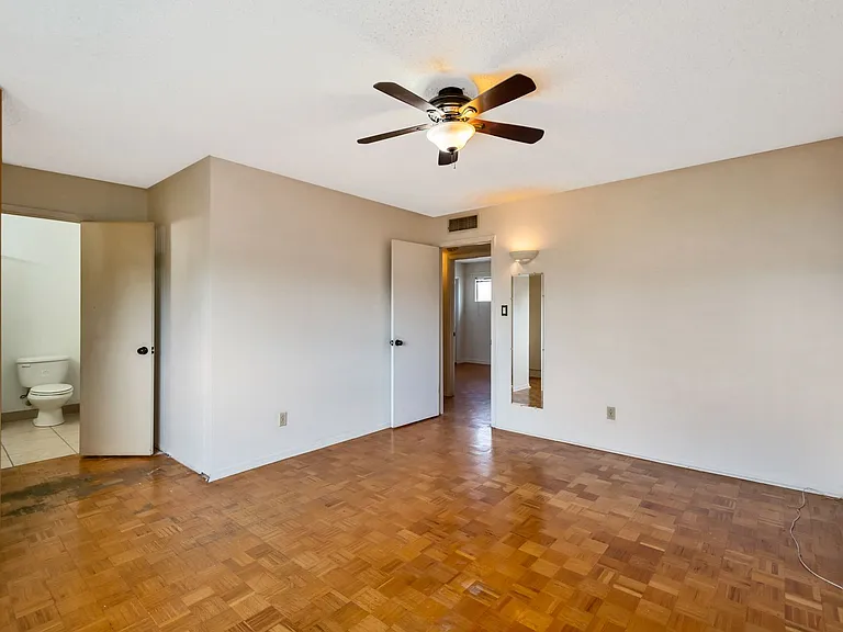 525 E Alameda Dr — Photo 23