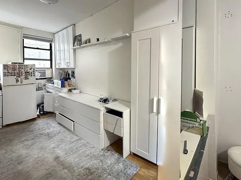 21 Essex St #14 — Photo 6
