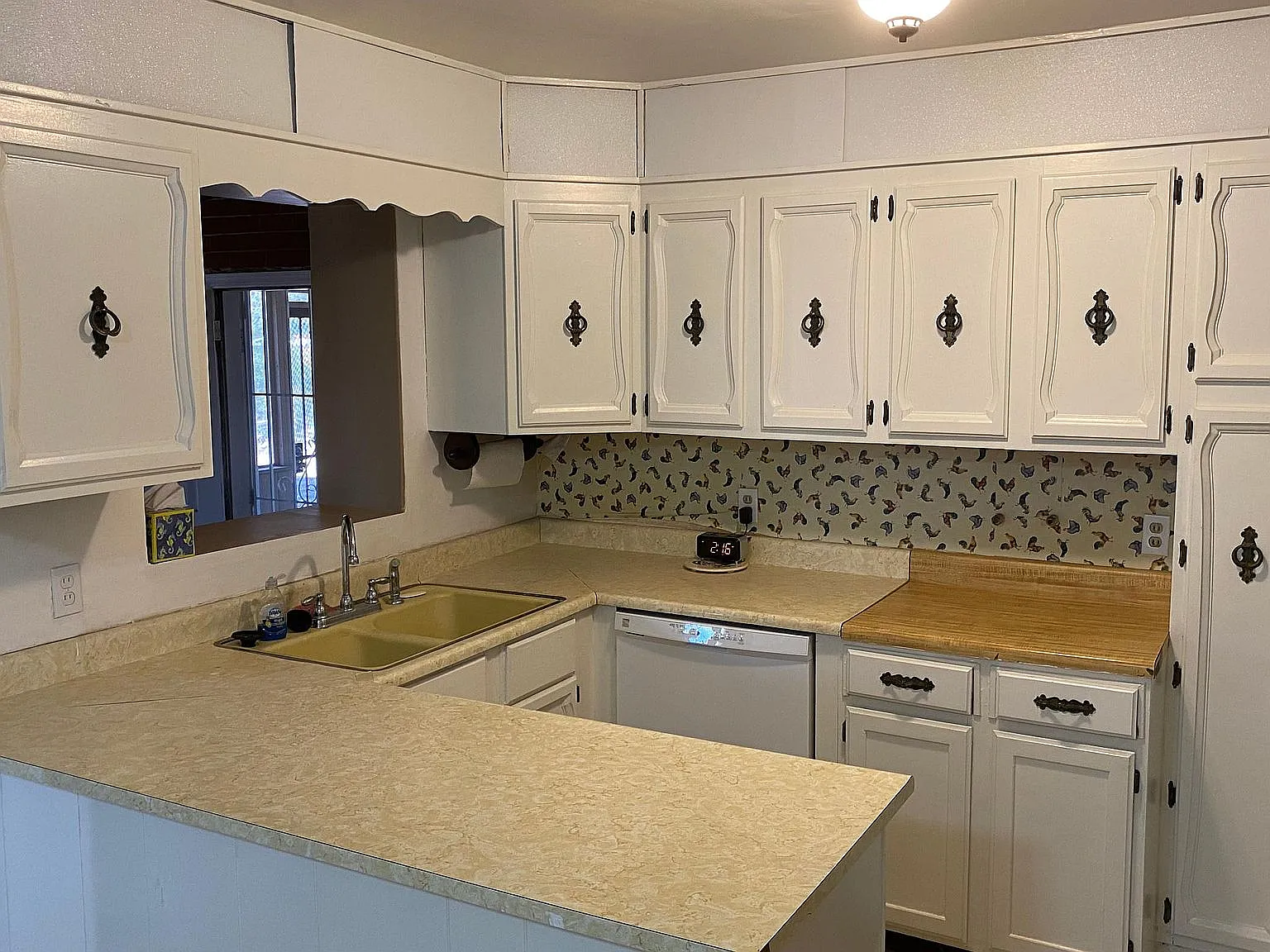 4 bed, 1603 sqft, $2,095 — Photo 4