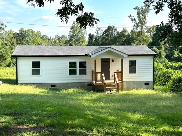 314 Pine Cir, Bowdon, GA 30108