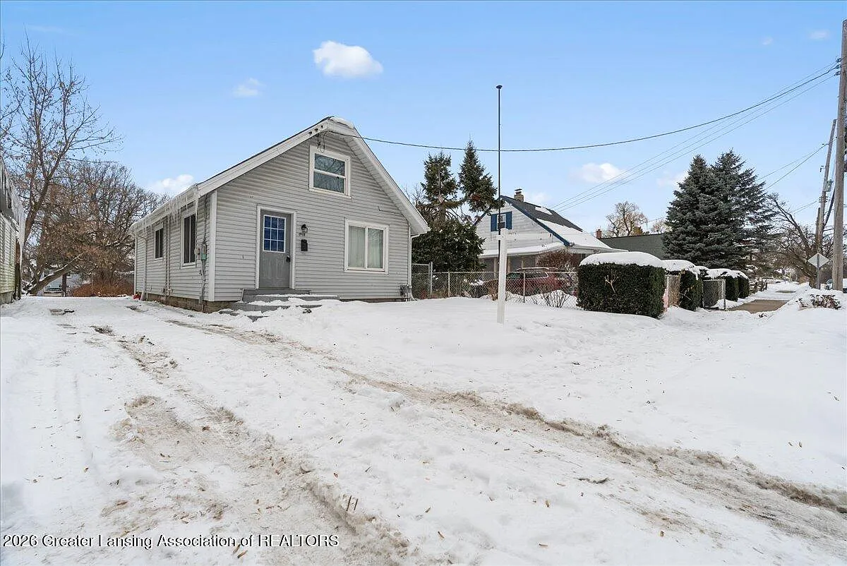 1415 New York Ave photo 1