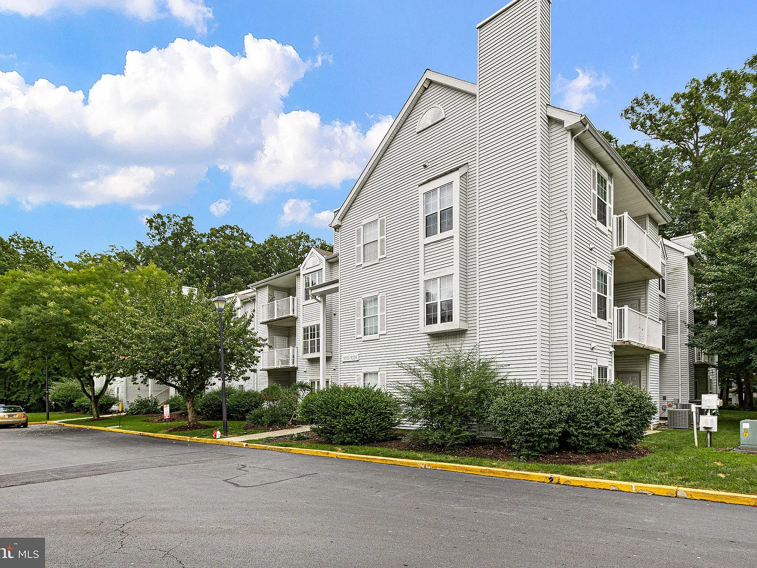 2 bed, 2.0 bath, $1,700 — Photo 1