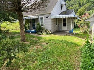11443 Kanawha Ave, Charleston, WV 25315