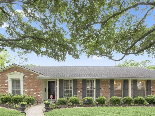 10715 Chevy Chase Dr, Houston, TX 77042