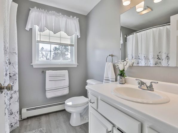 283 High Street, Hampton, NH 03842