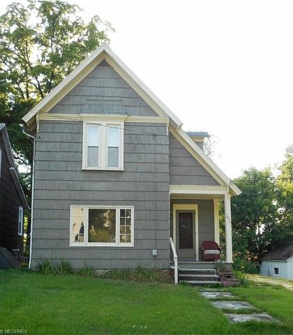 1st image of 2036 Stone St