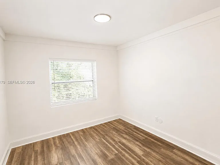 5623 NW 4th Ave #5623 — Photo 6