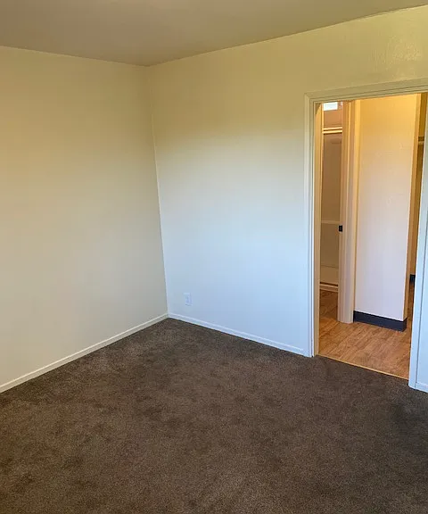 1357 Capitola Rd — Photo 12