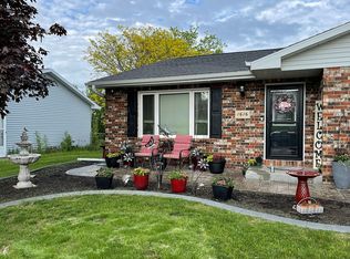 1616 Amy Ct, Dubuque, IA