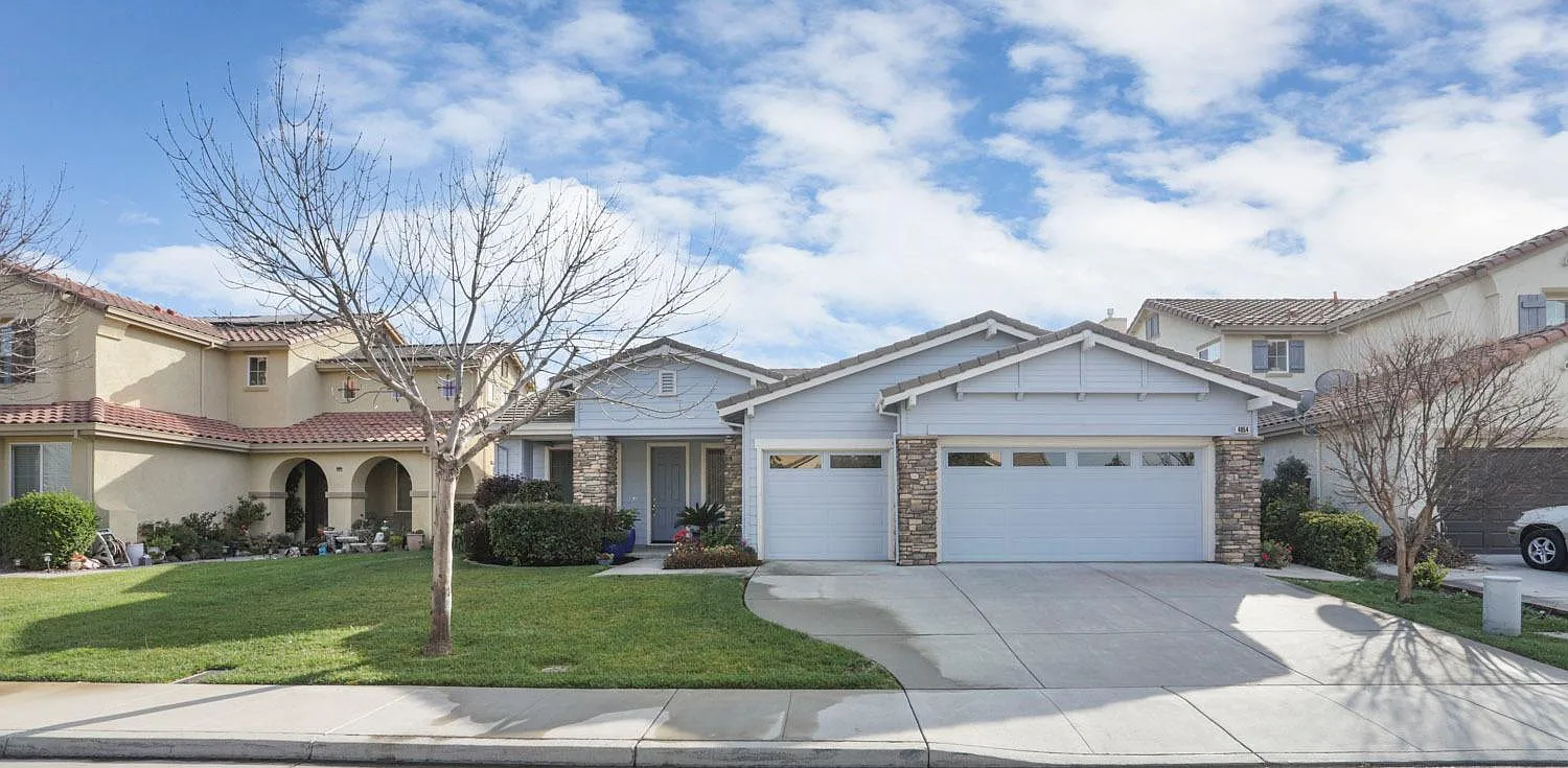 4054 Reids Way photo 1