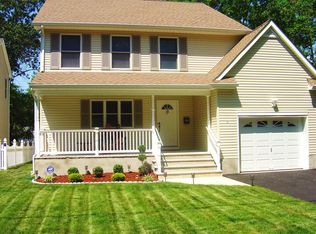 18 Unity Dr, Brick, NJ 08723