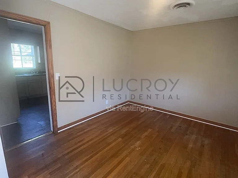 316 Woody Dr — Photo 9