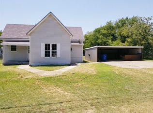 603 N San Antonio St, Whitney, TX 76692