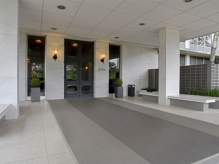 2701 Westheimer Rd #8B — Photo 14