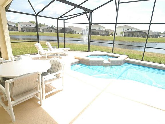 4th image of 1205 Cumbrian Lakes Ct