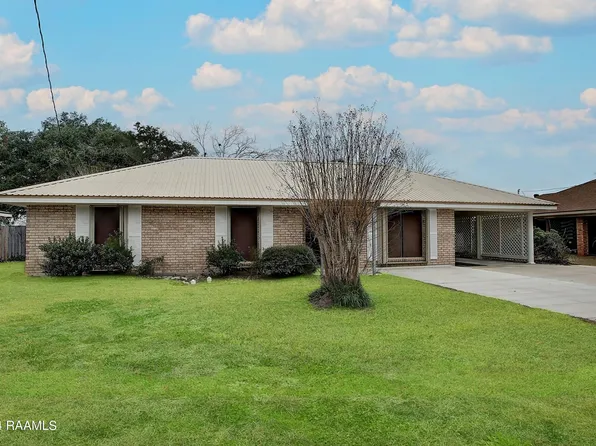 2017 Albert St, Saint Martinville, LA 70582