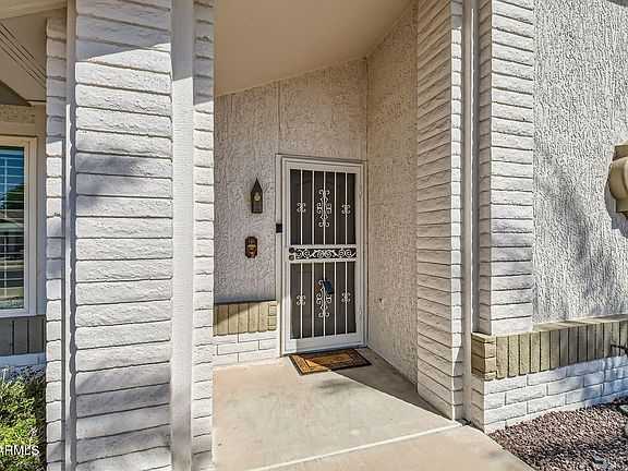 2nd image of 13812 W OAK GLEN Drive