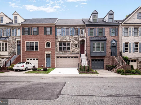 1320 Wild Oak Ter, Rockville, MD 20852