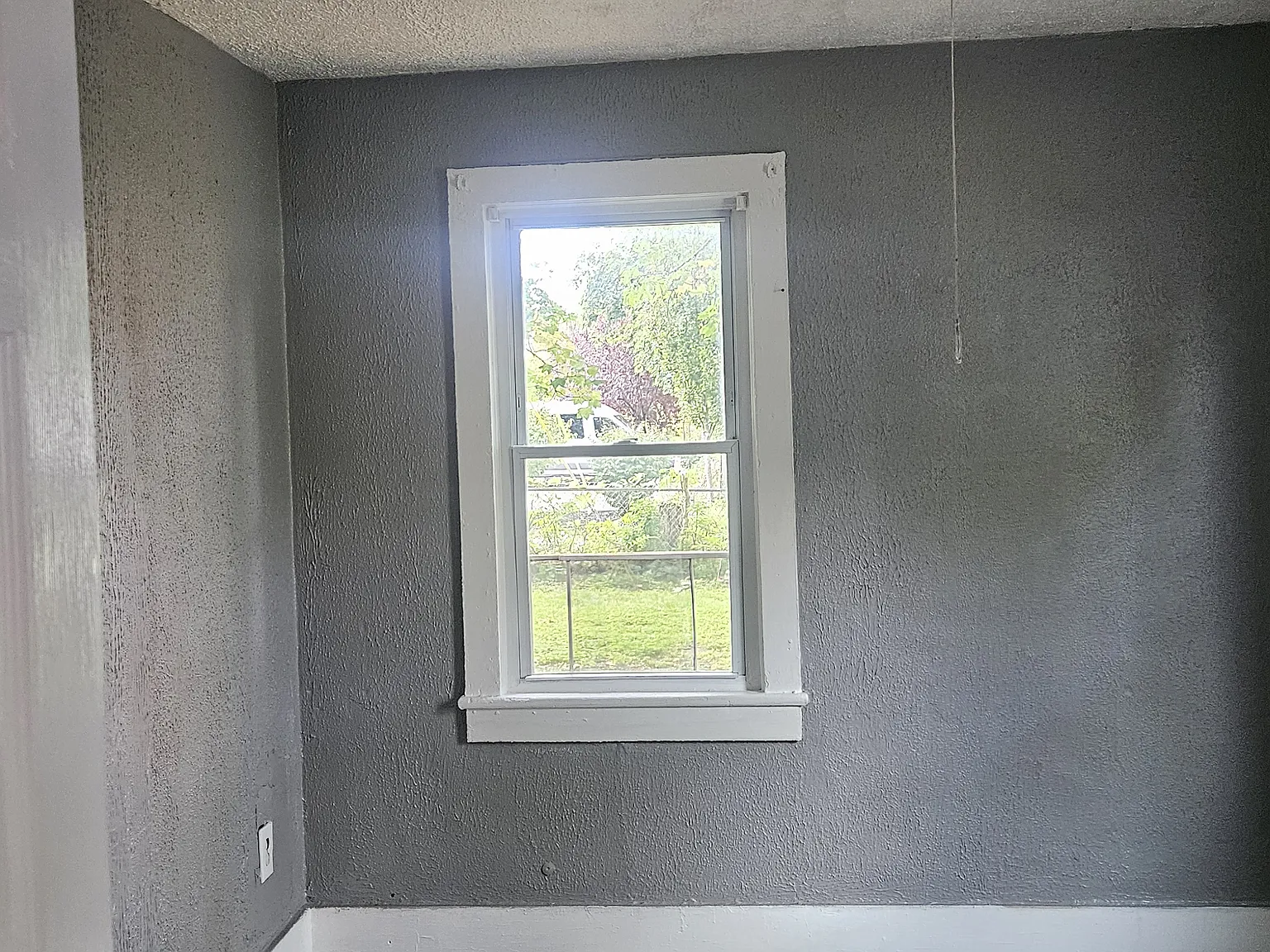 2 bed, $1,225 — Photo 2