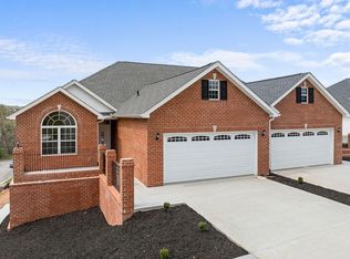 1903 Scarlett Meadows Dr, Sevierville, TN 37876