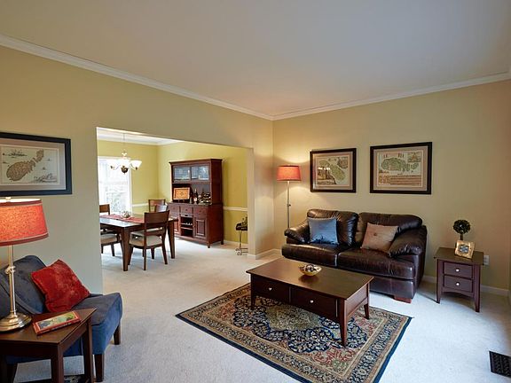 4th image of 5511 Caplestone Ln